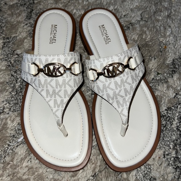 Michael Kors Sandals - Picture 1 of 2